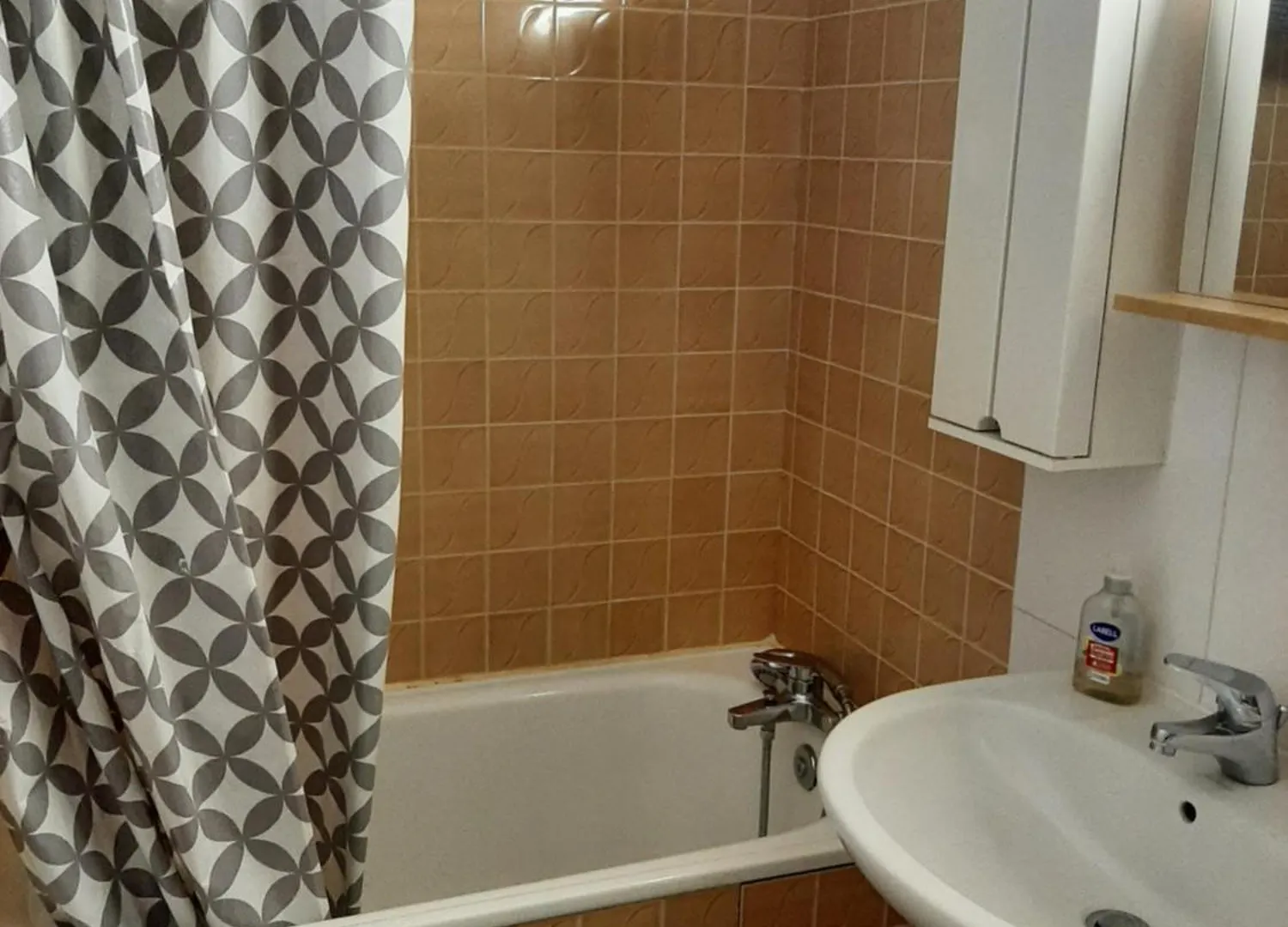 Studio 19 M2 A Louer Au Mont-Dore